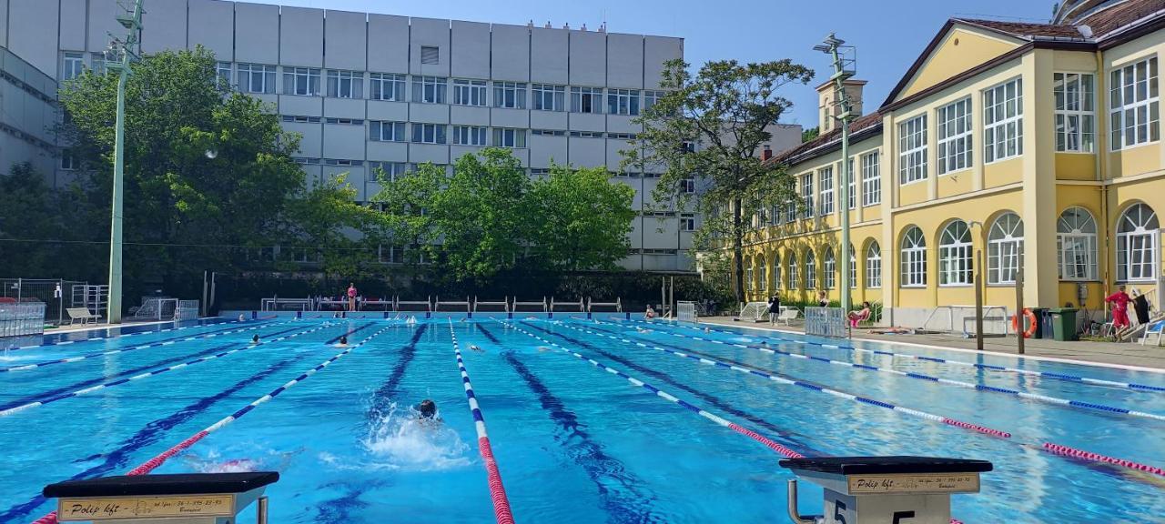 Budapest Csaszar Hotel Buitenkant foto